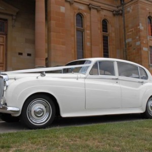 <br />
<b>Notice</b>:  Undefined variable: slide_alt in <b>/home/silverse/public_html/wp-content/plugins/ultimate-responsive-image-slider/uris-layout.php</b> on line <b>264</b><br />
