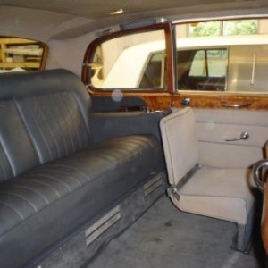 <br />
<b>Notice</b>:  Undefined variable: slide_alt in <b>/home/silverse/public_html/wp-content/plugins/ultimate-responsive-image-slider/uris-layout.php</b> on line <b>264</b><br />
