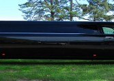 10 Passenger Chrysler Black